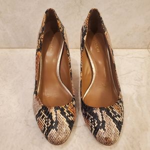 Coach Nala Pump, Snakeskin Graphic Print, Size 9
